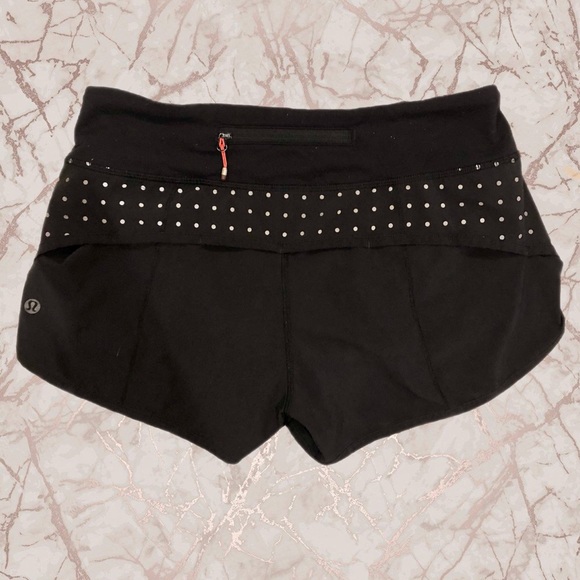 lululemon athletica Pants - LULULEMON 🍋 2 shirts, one pair of shorts